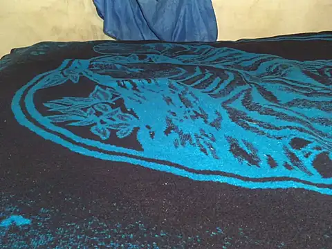 Snapshot of manuamador chatting on February 25, 3:42 am manuamador online show from February 25, 3:42 am