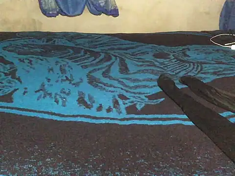 Snapshot of manuamador chatting on March 11, 3:59 am manuamador online show from March 11, 3:59 am