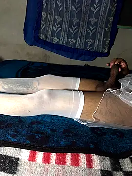 Snapshot of manuamador chatting on October 17, 4:15 am manuamador online show from October 17, 4:15 am