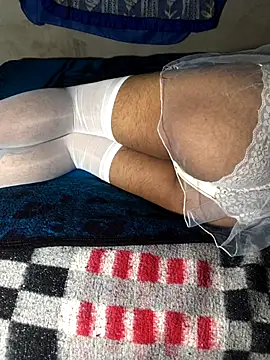 Snapshot of manuamador chatting on October 25, 3:58 am manuamador online show from October 25, 3:58 am