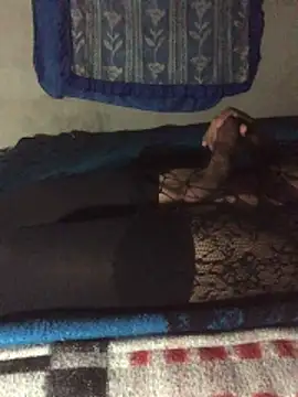 Snapshot of manuamador chatting on December 4, 4:55 am manuamador online show from December 4, 4:55 am