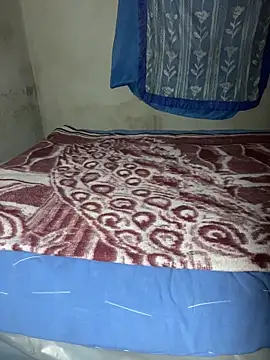 Snapshot of manuamador chatting on February 18, 4:41 am manuamador online show from February 18, 4:41 am