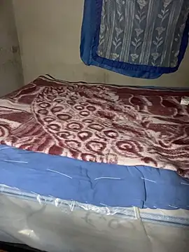 Snapshot of manuamador chatting on February 23, 2:53 am manuamador online show from February 23, 2:53 am