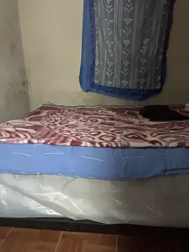 Snapshot of manuamador chatting on March 3, 4:18 am manuamador online show from March 3, 4:18 am