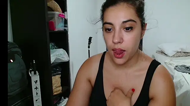 Ursumi1 online show from September 11, 12:49 pm