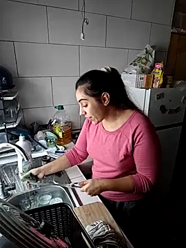 Ursumi1 online show from December 19, 11:06 am