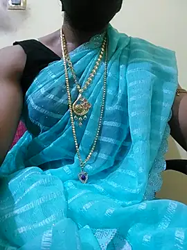 Snapshot of Nivi_23@xh chatting on August 9, 5:45 am Nivi 23xh online show from August 9, 5:45 am