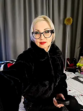 Milforja online show from March 15, 7:20 pm