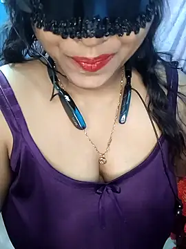 Sexy Mona Bhabhi online show from January 28, 9:30 am