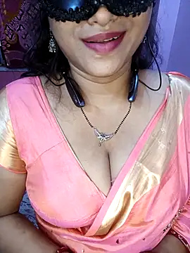 Sexy Mona Bhabhi online show from September 14, 5:45 pm
