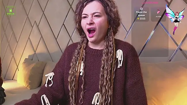 Snapshot of Ishtar_Divine chatting on January 14, 4:40 am Ishtar Divine online show from January 14, 4:40 am