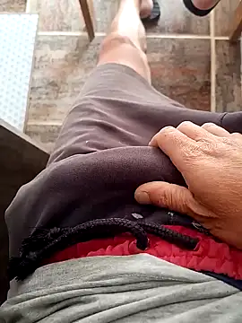 paubabando  online show from January 3, 1:03 pm