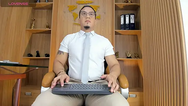 JoshMillerr  online show from June 3, 4:01 pm