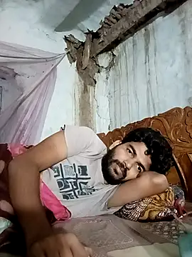 Roni1028 online show from October 13, 8:20 pm