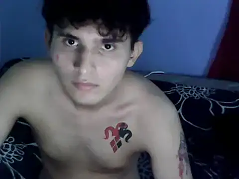 Snapshot of Charley_quin chatting on December 13, 3:38 am Charley quin online show from December 13, 3:38 am