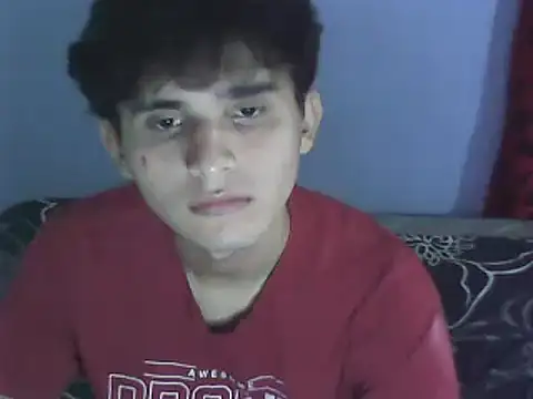 Snapshot of Charley_quin chatting on December 14, 4:45 am Charley quin online show from December 14, 4:45 am