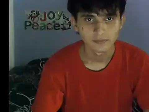 Snapshot of Charley_quin chatting on December 18, 12:32 am Charley quin online show from December 18, 12:32 am