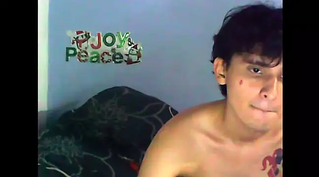 Snapshot of Charley_quin chatting on December 30, 2:42 am Charley quin online show from December 30, 2:42 am