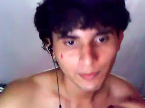 Snapshot of Charley_quin chatting on February 19, 2:44 am Charley quin online show from February 19, 2:44 am