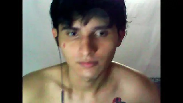 Snapshot of Charley_quin chatting on February 24, 11:41 pm Charley quin online show from February 24, 11:41 pm