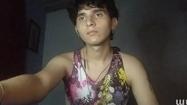 Snapshot of Charley_quin chatting on February 26, 2:15 am Charley quin online show from February 26, 2:15 am