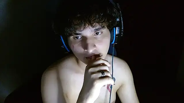 Charley quin online show from May 15, 2:07 am