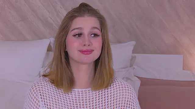 EllieHayes online show from December 19, 6:34 pm