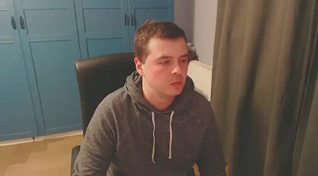 CuteMan33 online show from December 9, 8:23 pm