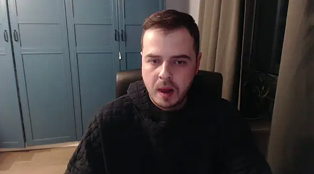 CuteMan33 online show from February 13, 11:58 pm