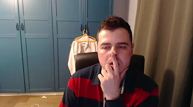 CuteMan33 online show from February 20, 4:07 am