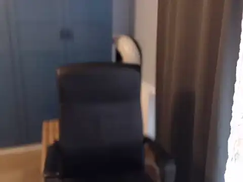 CuteMan33 online show from November 1, 1:46 pm