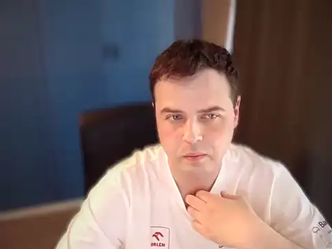 CuteMan33 online show from May 5, 1:52 pm