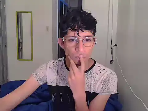 Sweet c4mer0n online show from March 20, 8:57 pm