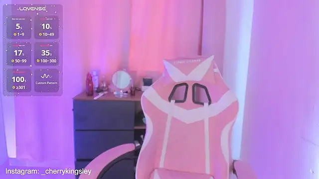  cherrykingsley1 online show from March 2, 2:00 pm