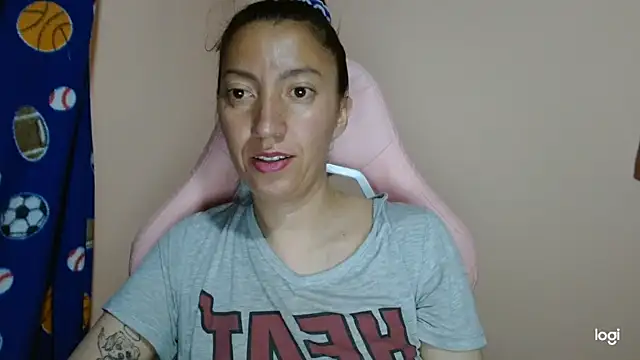 Snapshot of kaybabyhot chatting on May 2, 3:33 am kaybabyhot online show from May 2, 3:33 am