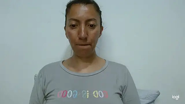 Snapshot of kaybabyhot chatting on June 6, 8:46 pm kaybabyhot online show from June 6, 8:46 pm