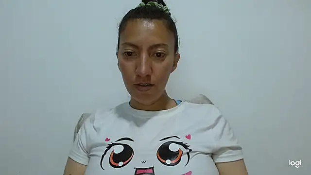Snapshot of kaybabyhot chatting on June 11, 12:47 pm kaybabyhot online show from June 11, 12:47 pm