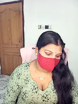 Hot-Angel  online show from October 27, 1:15 pm