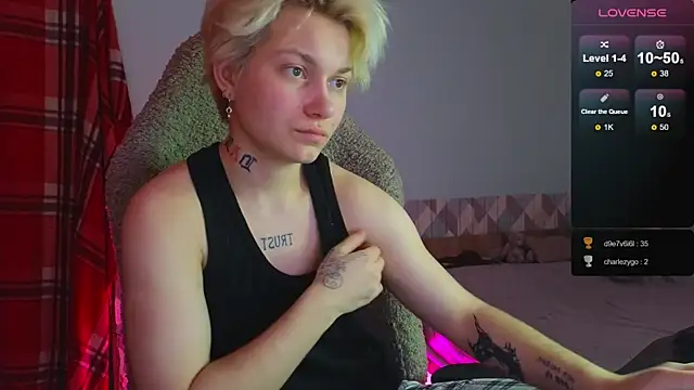 esajukyy online show from February 3, 1:08 pm