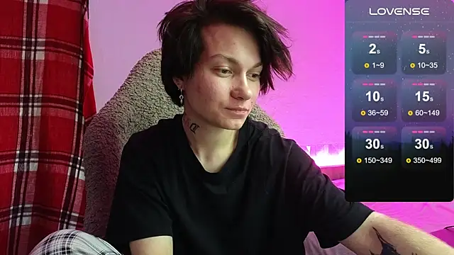 esajukyy online show from October 14, 10:38 am