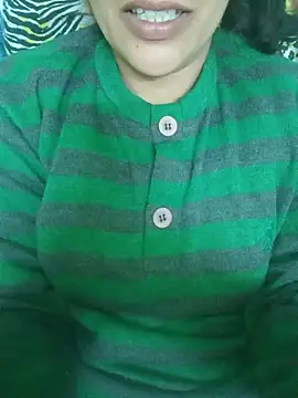 Snapshot of RupaSharma chatting on December 21, 4:57 pm RupaSharma online show from December 21, 4:57 pm