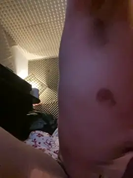 zenzero87 online show from April 16, 6:30 pm