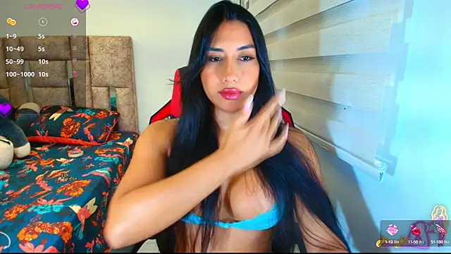 sexysaradoll online show from March 21, 10:50 pm