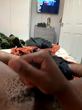 Hueythebbc online show from September 24, 6:00 pm