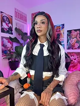 Snapshot of babylinsie chatting on September 28, 4:40 am babylinsie online show from September 28, 4:40 am