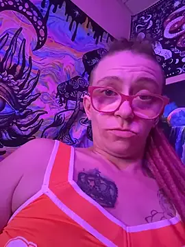 Stonermama666420 online show from February 14, 4:31 am