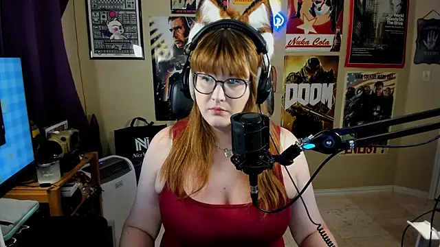 HannahCastle96 online show from July 26, 2:42 am