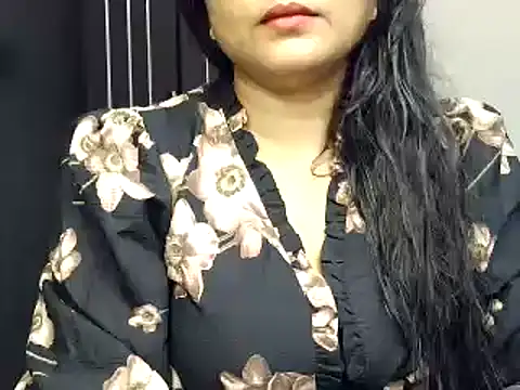 Snapshot of Hritvika chatting on February 26, 3:53 am Hritvika online show from February 26, 3:53 am