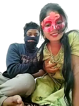 Snapshot of ascuple chatting on January 9, 11:03 am ascuple online show from January 9, 11:03 am