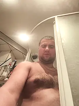 Snapshot of Alek7788 chatting on February 12, 7:31 pm Alek7788 online show from February 12, 7:31 pm